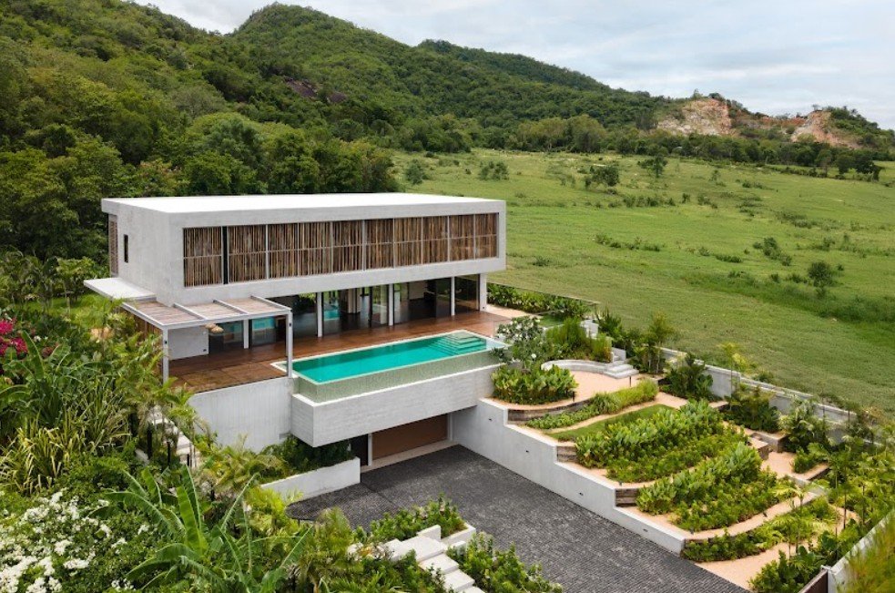 LINE_ALBUM_Villa Gaia by Minerva Real Estate_251004_29