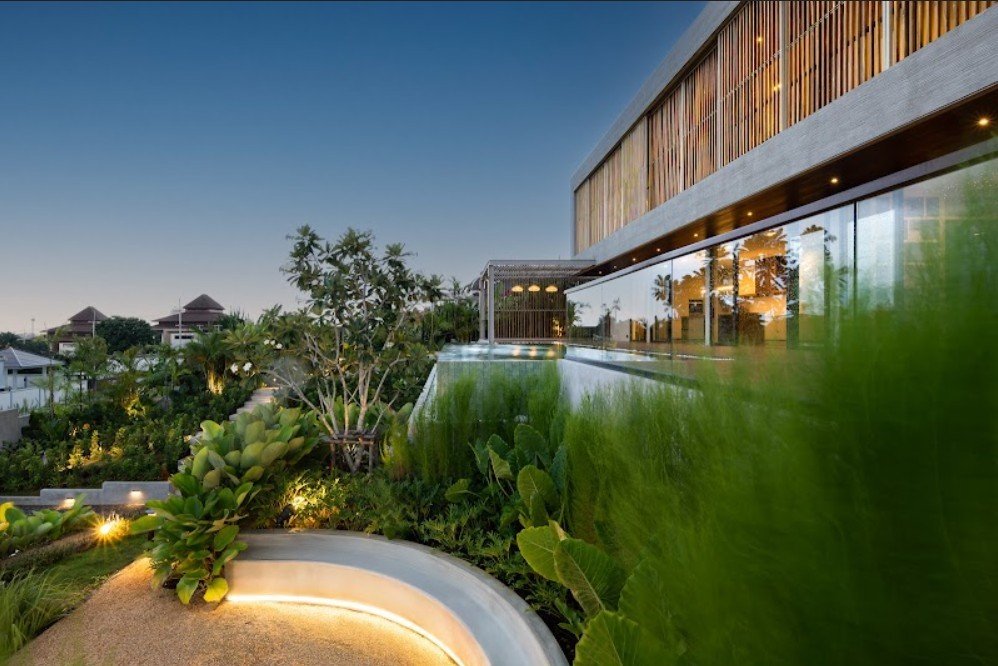 LINE_ALBUM_Villa Gaia by Minerva Real Estate_251004_34